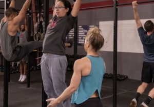 Should I Hire A Female Online Fitness Trainer?