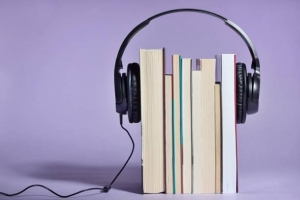 5 Advantages of Listening to Audiobooks for Your Mental Health 