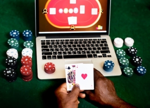 Building a Scalable Poker Game Architecture for High Traffic