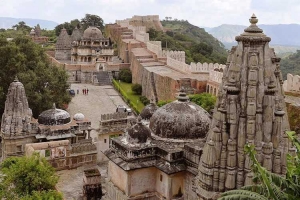 Cultural Delights: Udaipur to Nathdwara Road Trip Highlights