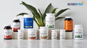 Feel Lighter and More Focused: Your Spring Detox Starts Now