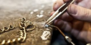 Arthur Groom: Your Trusted Partner for Affordable Jewelry Repair