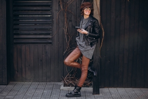 How to Style Leather Pants? Style guide for modern trendsetters