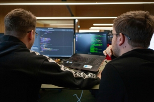 10 Free Platforms to Learn Coding and Build Your Portfolio