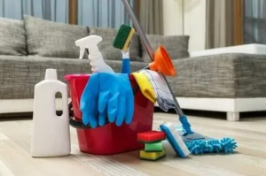 10 Essential Cleaning Hacks for a Spotless Home