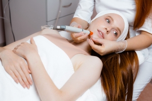 Hydrafacial in Dubai: Restore, Revive, and Hydrate Fast