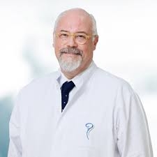 Dr. Haluk Kulaksizoglu: Leading the Future of Urology in Dubai