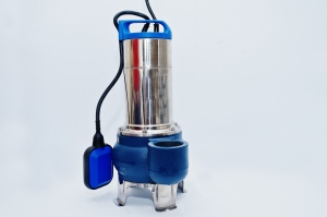 Ultimate Guide to Submersible Pumps: Types, Applications, and Advantages