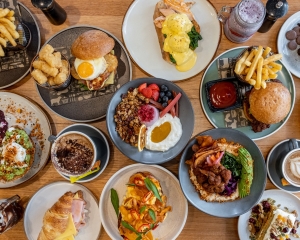 Top 5 Must-Try Breakfast Dishes at Aromas Cafe