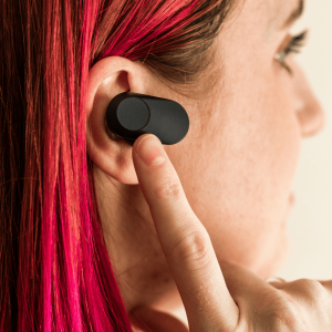 How Bluetooth Hearing Aids Support Better Mental Health and Well-Being
