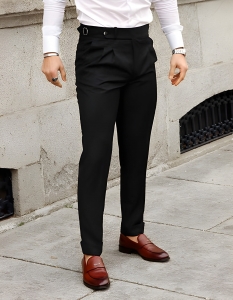 Gurkha Pants – The Iconic Style Statement for Modern Men in Pakistan