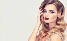 Clip-In vs. Tape-In Hair Extensions: Which is Right for You?