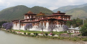 Your Bhutan Adventure Awaits – Come for the Experience