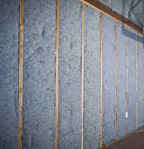 The Pros and Cons of Fiberglass Loose Fill Insulation in Navarro County, TX