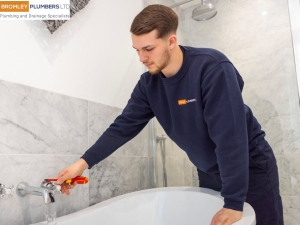 Emergency Plumbing: What To Do Before The Plumber Arrives  