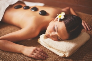 Experience Ultimate Relaxation with a Hot Stone Massage in Dubai