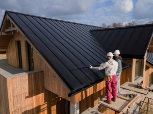 Why Choose Seamless Gutters For Your Replacement?
