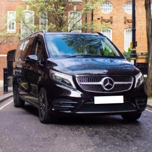 A Complete Guide to Airport Transfers from Chingford