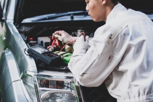 What You Should Do When Your Car Battery Dies Unexpectedly