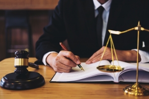 Expert Guide: Navigating Deportations from UK with Immigration Solicitors4me