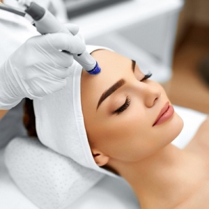 Experience Youthful Skin with PRP Microneedling
