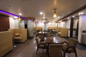 Pure Veg Family Restaurant in West Delhi