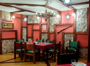 Why Mumbai’s Gymkhana Restaurants Are The Ultimate Spot For Fine Dining?