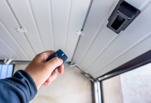 Guide to High Quality Commercial Garage Doors in Ohio: Overhead Sectional, Rolling Grilles & More