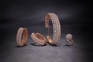 The Enduring Allure of Diamond Stud Earrings and Tennis Bracelets for Women