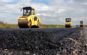 Asphalt Driveway Installation What Homeowners Should Know