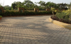 Top Driveway Paver Designs to Boost Your Curb Appeal