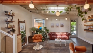 Experience the Healing Power of a Relaxing Scalp Massage in Seattle