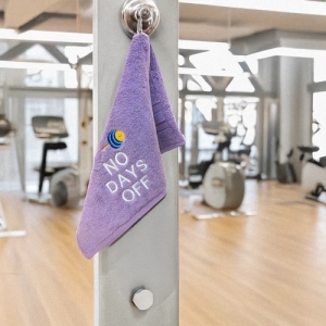 The Ultimate Guide to Cotton Gym Towels: Comfort, Hygiene & Performance