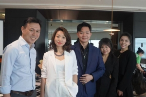 K Centre and Jewelry: A Perfect Fusion