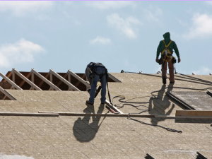 How Do Roofing Companies Handle Emergency Roof Repairs?