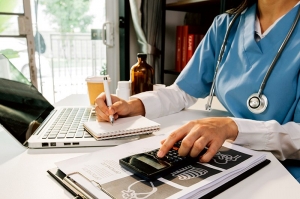 Why Private Clinics Should Invest in Medical Transcription Services 
