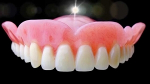 Dealing With Denture Odor: Causes and Solutions