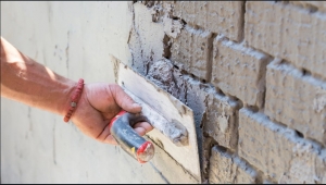 Smooth It Out: The Ultimate Guide to Plaster Wall Repair for Any Home