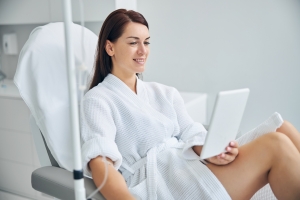 NAD+ IV Therapy in Dubai for a Fast Mental and Energy Reset