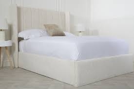 2025’s Most Popular Upholstered Bed Styles in the UK – What’s Hot and What’s Not