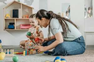 How Montessori Toys Help Families Support Early Childhood Development