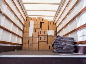Stress-Free Relocation: Why You Should Hire Professional International Movers