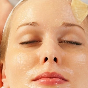 How Do Chemical Peels Work on the Skin?