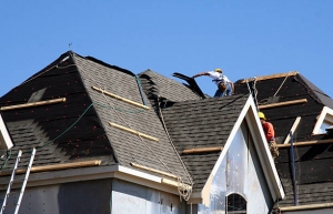 Behind the Shingles: A Day in the Life of a Roofing Contractor in Cambridge