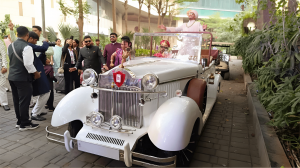 Top Wedding Car Rental Options in Delhi for a Grand Entry
