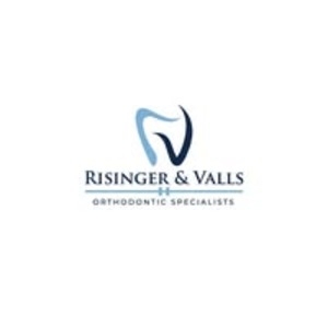 We Offer Custom Orthodontic Solutions: Braces in Orange & Invisalign in Nederland