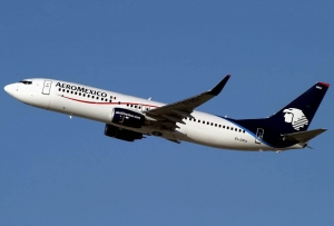 ¿Cómo puedo hablar con una persona en Aeroméxico?