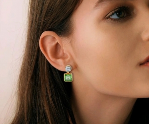 How to Choose Jewelry by Anniversary Milestone: A Complete Guide