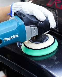 How Often Should You Get Car Polishing in Dubai? Expert Advice from Safa Lux Auto Care