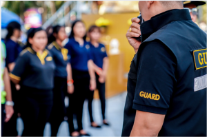 Why Are Communication Skills Essential for Retail Security Guards?